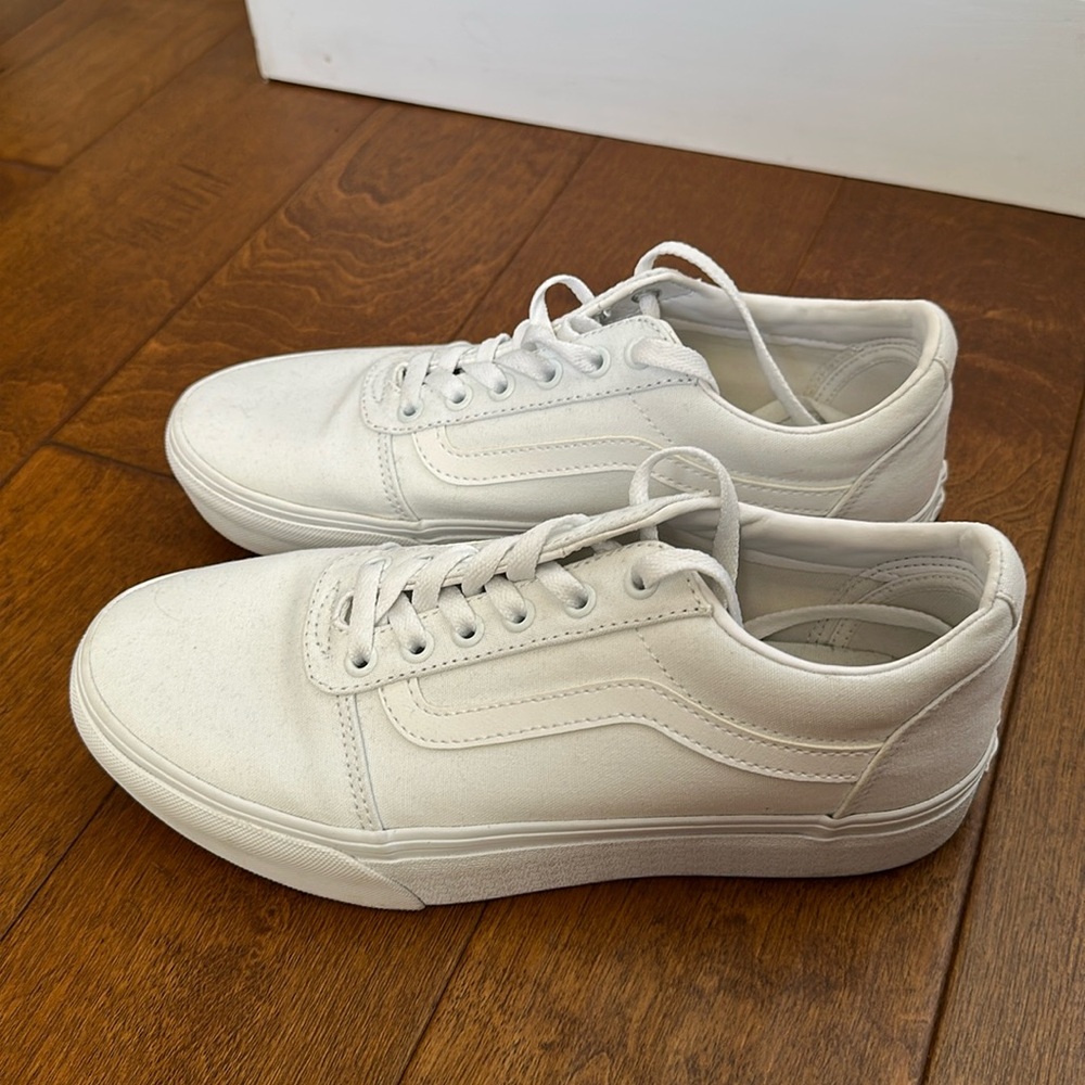 Barely Worn White Platform Old Skool Vans | W9.5